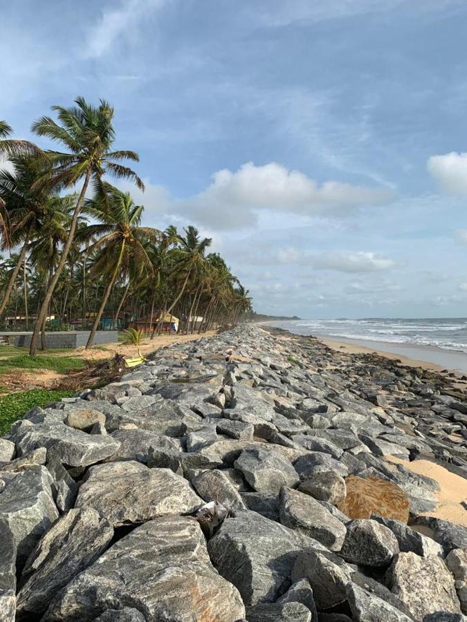 Delta Hospitality - Sea Facing Rooms With A Private Beach Kalyānpur Eksteriør bilde