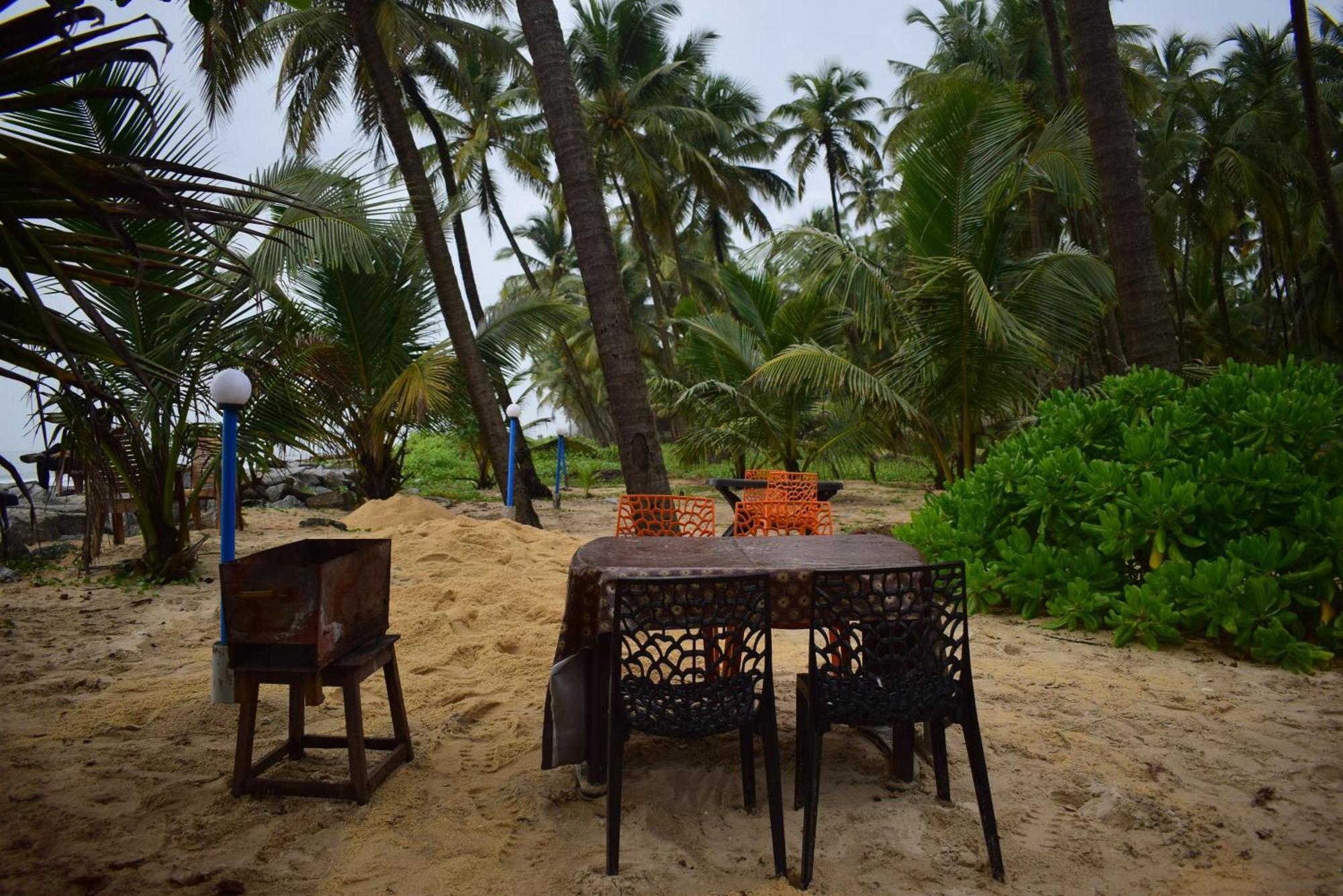 Delta Hospitality - Sea Facing Rooms With A Private Beach Kalyānpur Eksteriør bilde